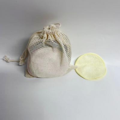 Makeup remover pads 